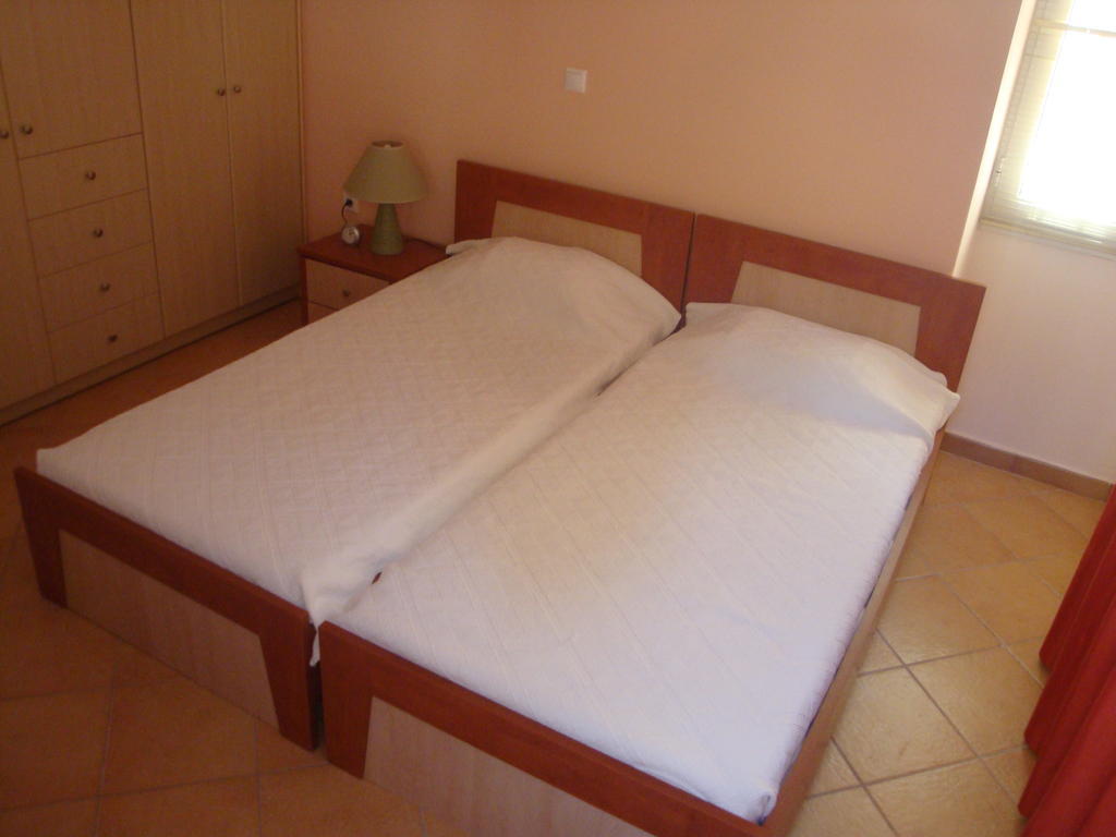 Santafemia Apartment Agia Efimia Стая снимка