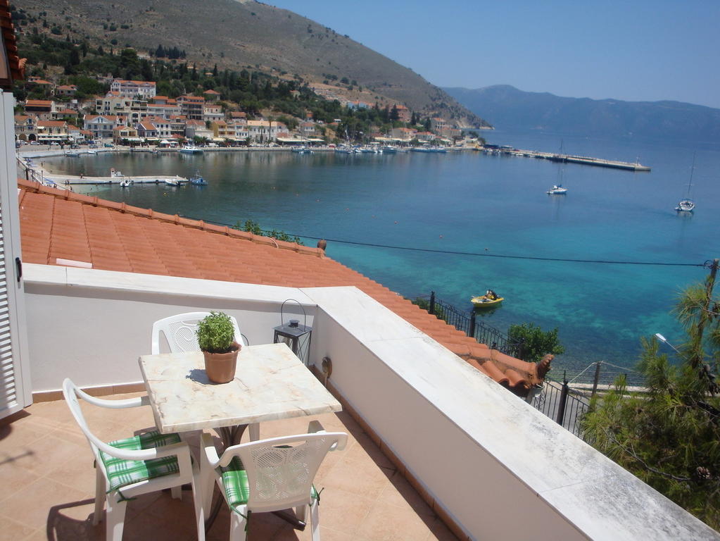 Santafemia Apartment Agia Efimia Стая снимка