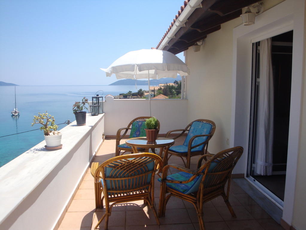 Santafemia Apartment Agia Efimia Стая снимка