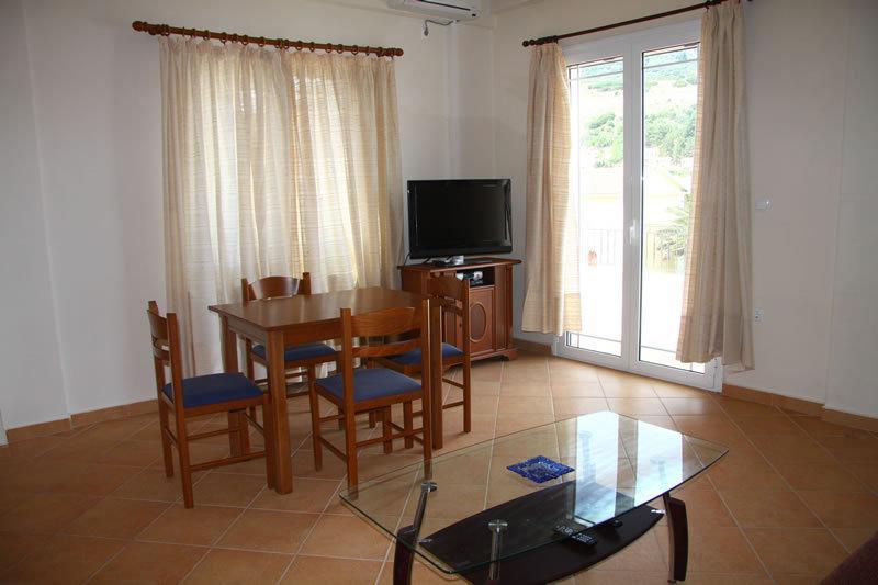 Santafemia Apartment Agia Efimia Екстериор снимка